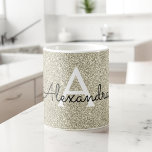 Guld Gnistra Glitter Monogram Namn och inledande Kaffemugg<br><div class="desc">Guld Gnistra Glitter Twinkling Ljus Monogram Namn och första kaffet Mugg. Mugg ger en perfekt till någon som kärlek är modern silver.</div>