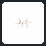 Guld & Grått Monogram Swash-skript Fyrkantigt Klistermärke<br><div class="desc">Modern Guld och Grått Monogram Sticker. Kombinationsteckensnitt Utslag. Enkelt. Fyrkantig.</div>