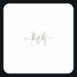 Guld & Grått Monogram Swash-skript Fyrkantigt Klistermärke<br><div class="desc">Modern Guld och Grått Monogram Sticker. Kombinationsteckensnitt Utslag. Enkelt. Fyrkantig.</div>
