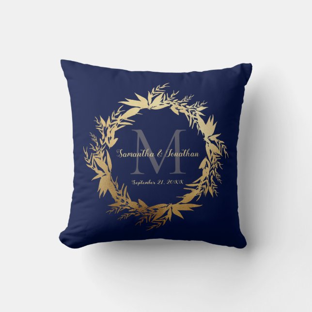 Guld Greenery Monogram Navy Blue Bröllop Keepsaky Kudde (Framsida)