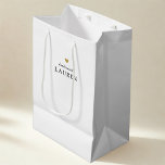 Guld Heart Bridesmaid Frieri Namn Gift Bag<br><div class="desc">Anpassningsbar-designad bridesi-presentväska med klassisk modern kalligrafi med guld hjärtdesign.</div>