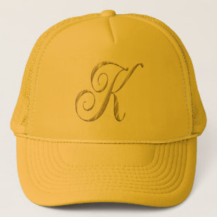 Guld- initial baseballmössahatt för Monogram K Truckerkeps