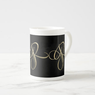 Guld- initial r-monogram benporslin mugg