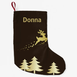 Guld- julgran med renen liten julstrumpa