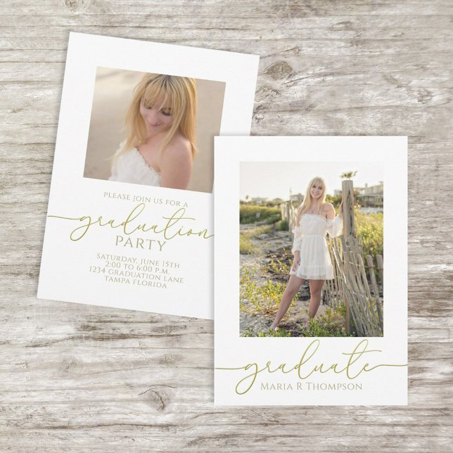 Guld Kalligrafi Examen Foto Klassisk Inbjudningar (Classic gold script graduation photo card featuring a customizable senior portrait elegant script.)