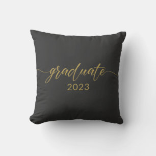 Guld-kalligrafi i student 2023 kudde