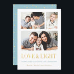Guld KÄRLEK & LÄTT - enkelt foto Hanukah-kort Julkort<br><div class="desc">Cute, simple and Classic-foto Hanukkah-kort med plats för tre foton, ord "KÄRLEK & LIGHT" i en glansig guld-folie (observera att detta bara är en tryckt effekt, inte guld-folie). Bakgrundsdesignen har en ram med glandiga guld-stjärnor och polka dots mot ljusblå bakgrund. Personligen med blå text och baksidan kan vara Anpassad/Anpassa verktyg....</div>