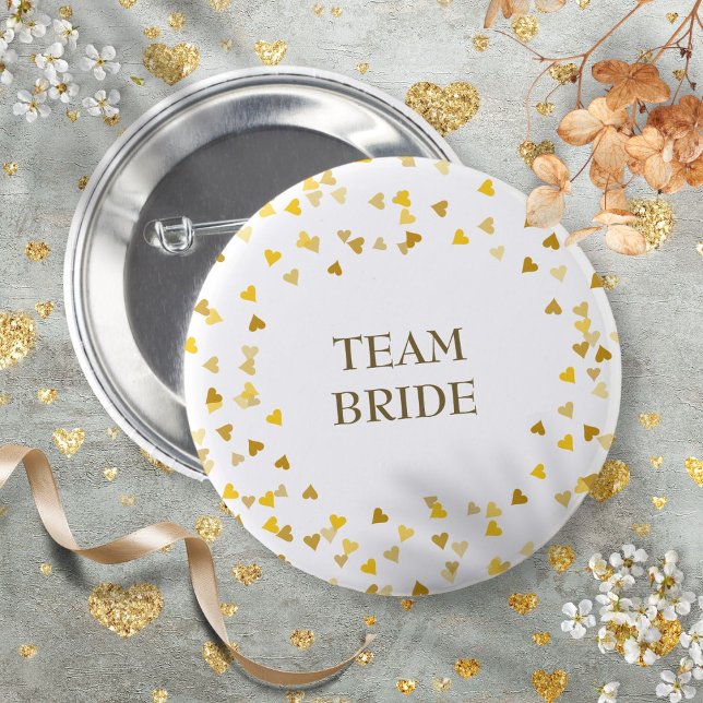 Guld Kärlekshjärta Konfetti Namn Knapp (Custom Name Gold Hearts Confetti Wedding Button)