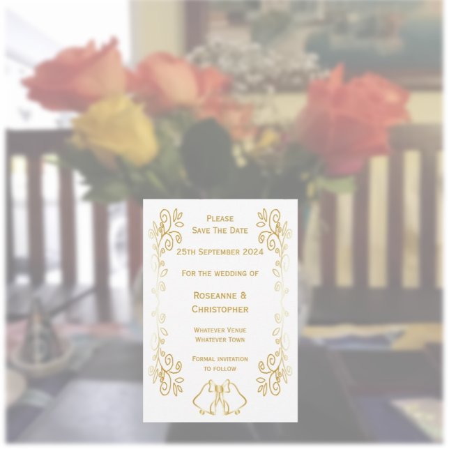 Guld Klockor Scrollwork Design Bröllop Spara Datumet (Gold wedding save the date card bells and scrollwork design)