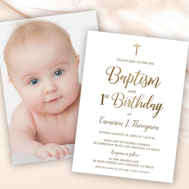 Guld Kor Simple Baptism och foto för första födels Inbjudningar (Baby photo baptism and first birthday invitation template. gold and white.)