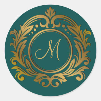 Guld krona med monogram initial på grön classic runt klistermärke