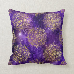 Guld & Lila Galaxy Dharma Mandala Mönster Kudde