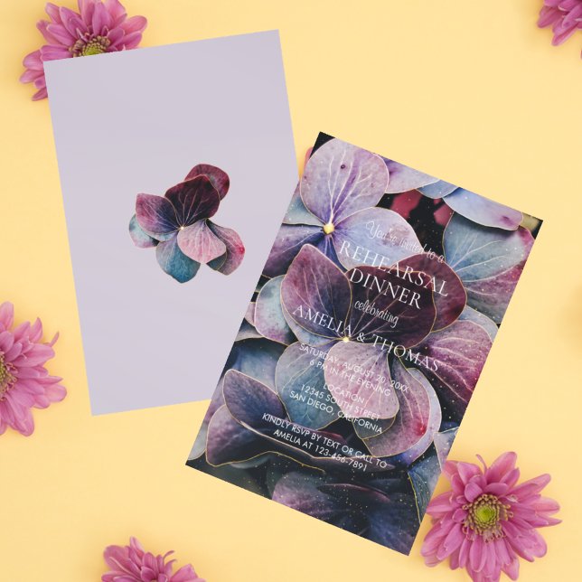 Guld Lila Hydrangeor Middag inför Bröllopet Inbjudningar (Skapare uppladdad)