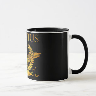 guld- logotypmugg för invictus mugg