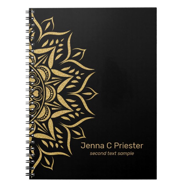 Guld mandala-hjärtan och rosor på svart anteckningsbok (Framsidan)