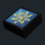 Guld Mandala och Blue Minnesask<br><div class="desc">Förvara dina skatter eller ge en förmånslåda till någon som en vacker gåva. Nu finns det möjlighet att välja trä ramar. Många utformningar för olika tillfälle finns i min butik.</div>