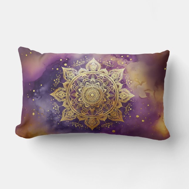 Guld Mandala om Lila Watercolor Lumbarkudde (Framsida)