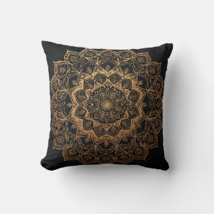 Guld Mandala på Black Pillow Kudde