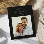 Guld Måne Bröllop Tack Kort<br><div class="desc">Jag vill uttrycka min tacksamhet med den fängslande "Guld Måne Bröllop tackkort, " som står mot en djup och förtjusande svart bakgrund. Den gyllene halvmånen måne och ett foto av anpassadet av paret går i centrum, symboliserar tacksamhet och kastar en känslofull glöd mot midnattsduken som spegel den speciella dagens magi....</div>
