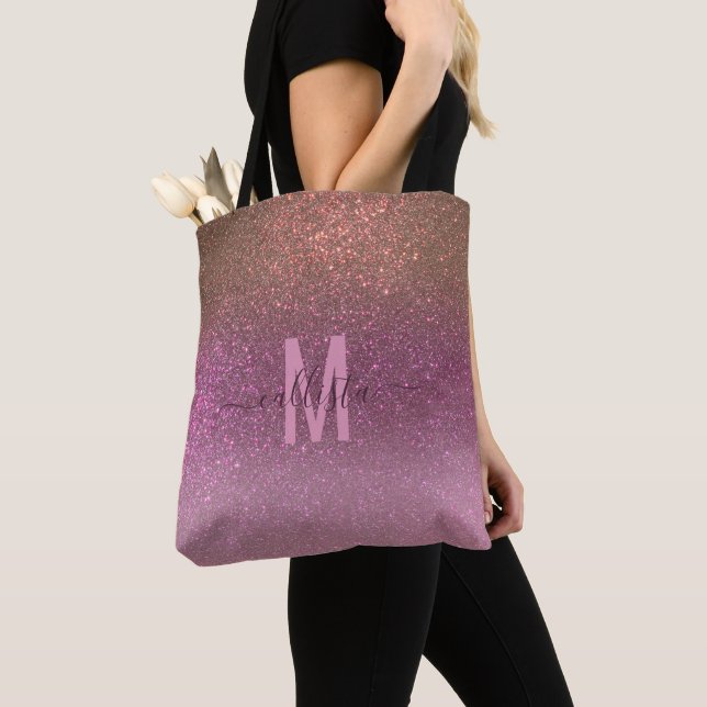 Guld Mauve Lila Sparkly Glitter Ombre Monogram Tygkasse (Närbild)
