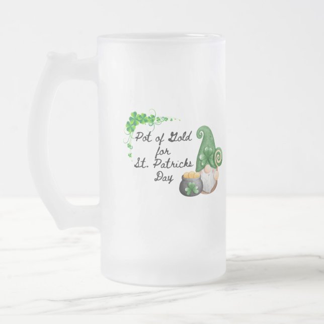 Guld med en Gnome och en guldgrav på en Frostat Ölglas (Vänster)