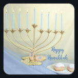 Guld Menorah, Mynt och Dreidels Lycklig Hanukkah Fyrkantigt Klistermärke<br><div class="desc">Vi presenterar vår förtjusande Hanukkah Firande-symbol, som innehåller en harmonisk blandning av traditionellt inslag som ger liv åt andan i Ljus festival! Den här charmerande etiketten innehåller en strålande menorah, en lekfull drömbild av mynt, och lockande munkar - allt illustreras på ett vackert sätt för att göra julhelgen varm och...</div>
