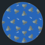 Guld Menorah och L'chaim Blue Runt Klistermärke<br><div class="desc">Kuvertklistermärken/sälar för Hanukkah. Snyggt och festligt sätt att försegla kuverten</div>