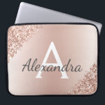 Guld- metallisk glitterMonogram för rodna rosa ros Laptop Fodral<br><div class="desc">Guld- metalliskt glitter för rodna rosa ros och modernt och elegantt Monogramfodral för gnistra. Detta fodral kan skräddarsy för att inkludera ditt initialt och förnamn och gör jul för en underbar flickaktigt eller söt 16 födelsedag gåva.</div>