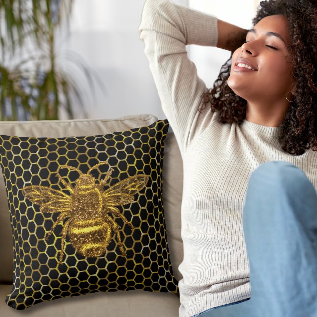 Guld Moukling Queen Bee Guld Hexagon Beehive Kudde (Skapare uppladdad)