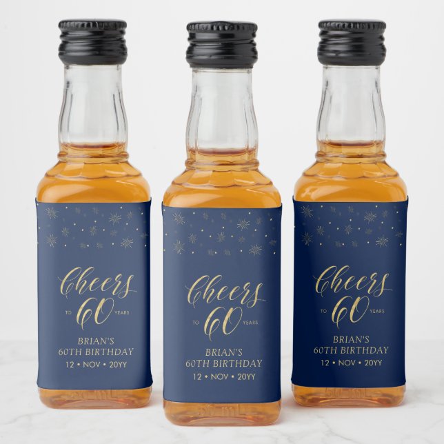 Guld & Navy Cheers 60 år, 60:e Födelsedagsfesten Spritflaskor Etikett (Flaskor)