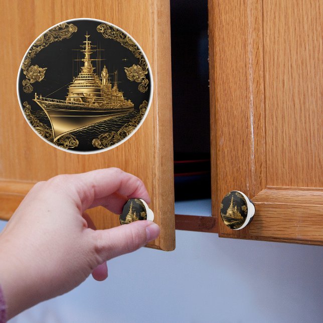 Guld och Black Battlesship Knopp (Skapare uppladdad)