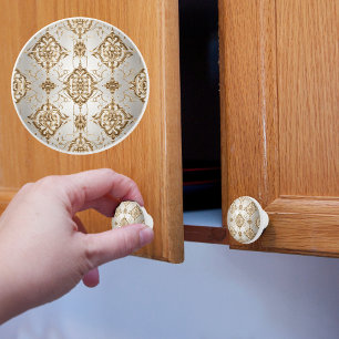 Guld och vit satatin knopp