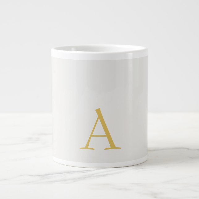 Guld & Pastellfärg Monogram Professionell Initial  Jumbo Mugg (Framsidan)