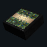 Guld Peacock Smyckeskrin<br><div class="desc">Peacock-presentboxen med vacker bakgrund för pålfjädrar och guld-jewelcentret. Anpassa med texten i valfritt teckensnitt stil och färg.</div>
