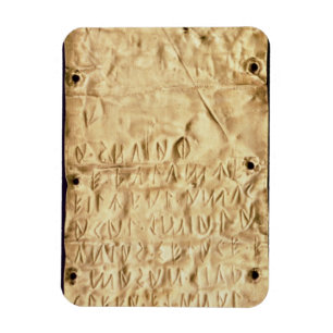 Guld pläterar med "den kort" Etruscan inskriften, Magnet