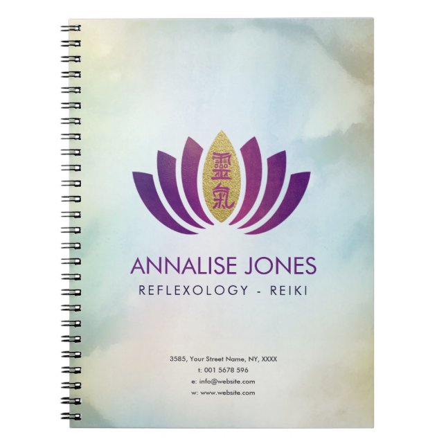Guld- Reiki som läker symbol i lotusblommaPetals Anteckningsbok (Framsidan)
