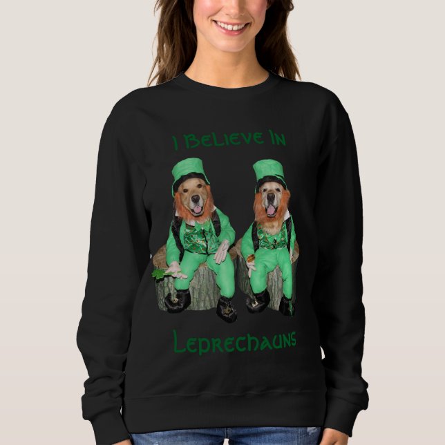 Guld- Retriever som jag tror i leprechauns Tee Shirt (Framsida)