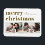 Guld Retro Typography God jul 2 Photo Magnet<br><div class="desc">Fira helgdag med anpassadets fotojulmagnet! Med den här magneten får du perfekt att fånga dina favoritfeststunder och du kan skapa en unik keepé som visar familjens glädje och kärlek under julhelgen. Den har återformig fet typografi. Anpassa genom att lägga till information. Anpassadets magnet ger en tankfull och personlig gåva till...</div>