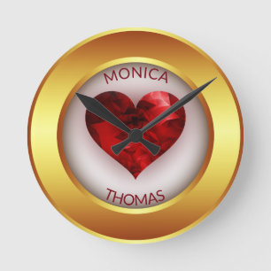 Guld runt Ram och rött hjärta Rund Klocka