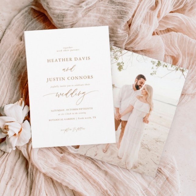 Guld Rustic Elegant Calligraphy Photo Bröllop Inbjudningar (Skapare uppladdad)