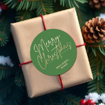 Guld Script God jul på Grönt Runt Klistermärke<br><div class="desc">God jul i ett faux-guld-folie och namn i chic,  dessa grönt-klistermärken är snyggt för vilken jul som helst i helgdag. MER FÄRG och matchande produkter i vår samling.</div>