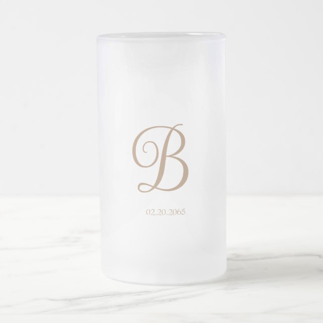Guld Script Monogram Bröllop Frostat Ölglas (Center)