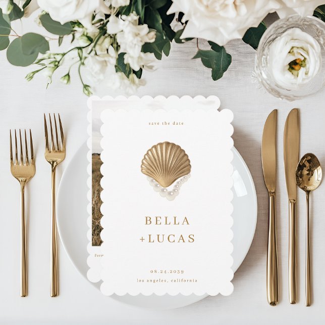 Guld Seashell & Pearls QR Kustkusten Bröllop Spara Datumet (Skapare uppladdad)