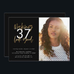 Guld skapar ålder Se brans fotofödelsedag<br><div class="desc">Skapar 50-brans fotofödelsedagsinbjudan. Modern text monokrom och guld-effektdesign. En del av en samling.</div>