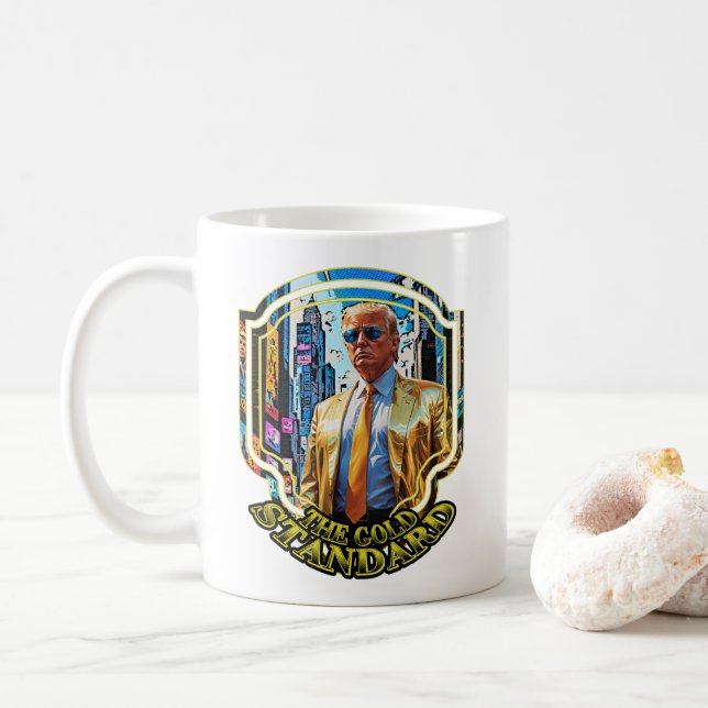 Guld Standard - president Trump 2024 Kaffemugg (Med munk)