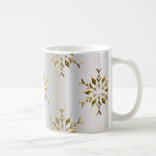 Guld- stjärnor på silverjul kaffemugg