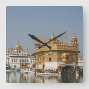Guld- tempel Harmandir Sahib Amritsar norr Indien Fyrkantig Klocka