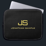 Guld-textmonogram, inledande svart mall laptop fodral<br><div class="desc">Anpassningsbar Monogram Original Black Faux Guld Text Modern Template 10 inch Laptop sleeve.</div>