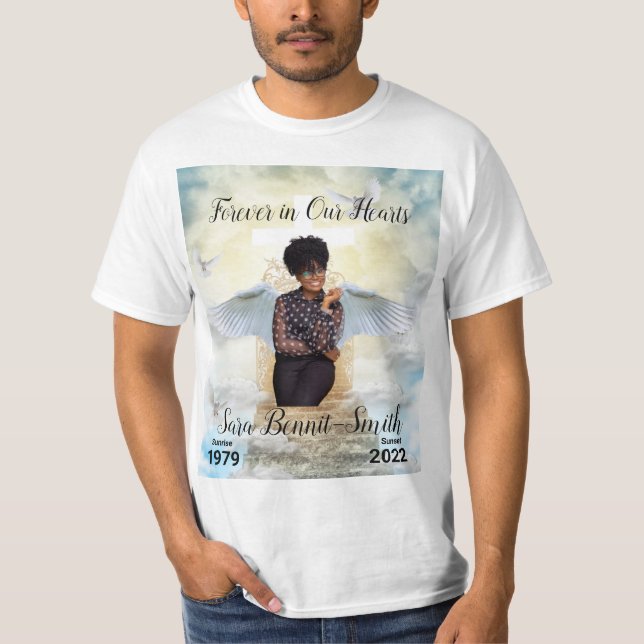 Guld Trappor till Heaven Memorial T-Shirt (Framsida)