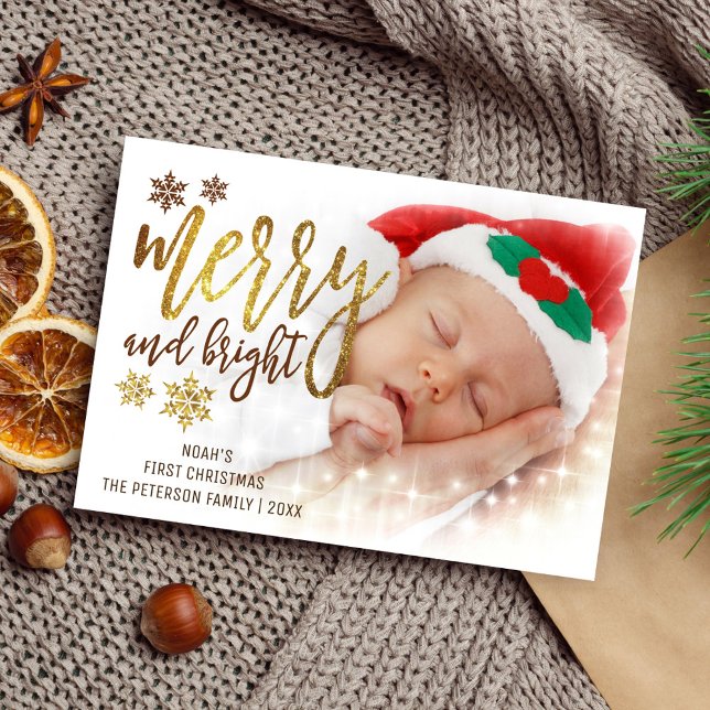 Guld Typografi | Baby Första julfoto Julkort (Skapare uppladdad)